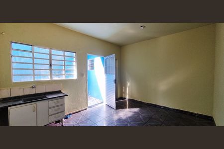 Casa para alugar com 20m², 1 quarto e sem vaga Casa para alugar com 20m², 1 quarto e sem vagaKitnet