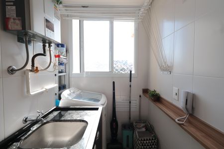 Apartamento à venda com 52m², 2 quartos e 1 vagaCozinha e Área de Serviço