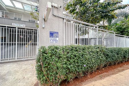Apartamento à venda com 38m², 1 quarto e 1 vaga Apartamento à venda com 38m², 1 quarto e 1 vagaFachada - Plaquinha
