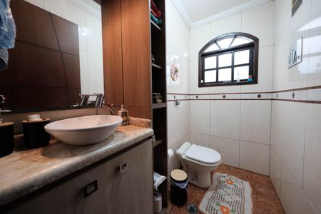 Casa à venda com 275m², 3 quartos e 6 vagasLavabo 1