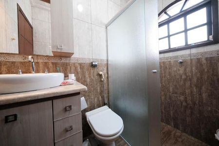 Casa à venda com 275m², 3 quartos e 6 vagasBanheiro