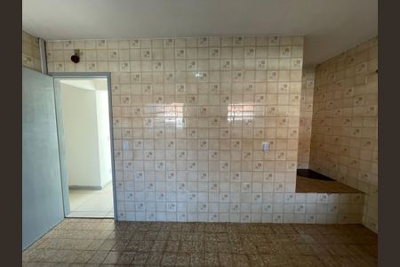 Casa à venda com 330m², 5 quartos e 6 vagasCozinha