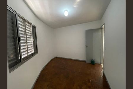 Casa à venda com 330m², 5 quartos e 6 vagasQuarto 4