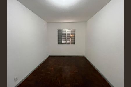 Casa à venda com 330m², 5 quartos e 6 vagasQuarto 2