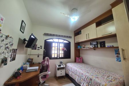 Casa à venda com 280m², 3 quartos e 6 vagasQuarto 2