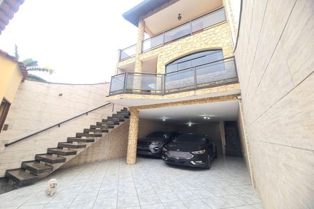 Casa à venda com 280m², 3 quartos e 6 vagasGaragem