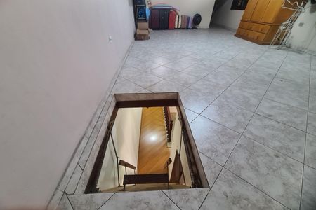 Casa à venda com 280m², 3 quartos e 6 vagasSotão