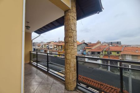 Casa à venda com 280m², 3 quartos e 6 vagasVaranda da Suite