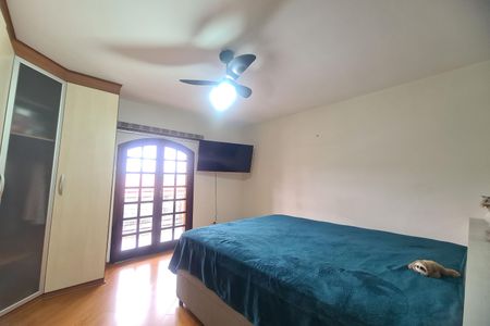 Casa à venda com 280m², 3 quartos e 6 vagasSuite