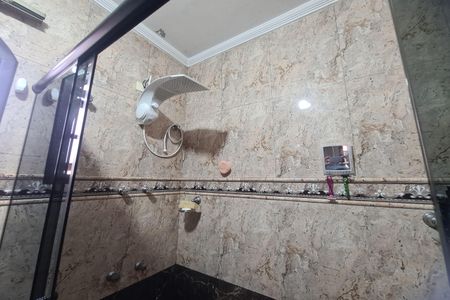 Casa à venda com 280m², 3 quartos e 6 vagasBanheiro da Suíte