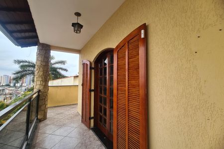 Casa à venda com 280m², 3 quartos e 6 vagasVaranda da Suite