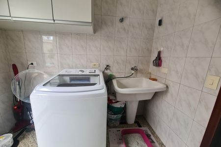 Casa à venda com 280m², 3 quartos e 6 vagasÁrea de Serviço