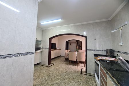 Casa à venda com 280m², 3 quartos e 6 vagasCozinha