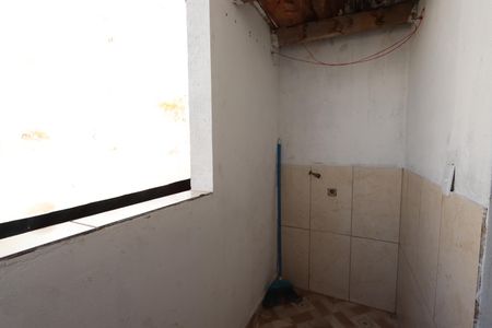 Casa para alugar com 2m², 2 quartos e sem vagaLavanderia
