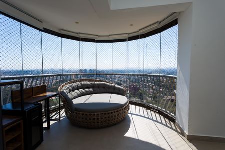 Apartamento à venda com 155m², 3 quartos e 4 vagas Apartamento à venda com 155m², 3 quartos e 4 vagasSala