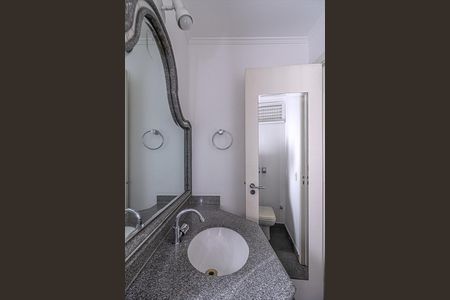 Apartamento à venda com 177m², 3 quartos e 3 vagasLavabo