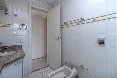 Apartamento à venda com 177m², 3 quartos e 3 vagasBanheiro da Suíte 2