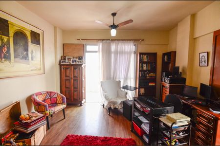 Apartamento à venda com 80m², 2 quartos e 1 vagaSala