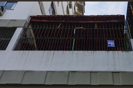 Apartamento à venda com 80m², 2 quartos e 1 vagaFachada