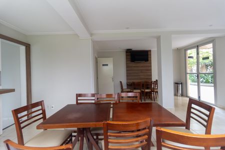 Apartamento à venda com 44m², 2 quartos e 1 vaga Apartamento à venda com 44m², 2 quartos e 1 vagaÁrea comum - Salão de Festas
