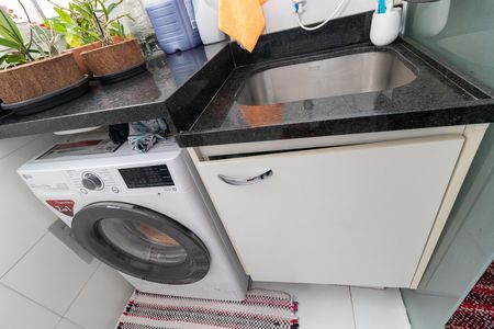 Apartamento à venda com 44m², 2 quartos e 1 vaga Apartamento à venda com 44m², 2 quartos e 1 vagaÁrea de Serviço