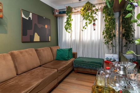 Apartamento à venda com 44m², 2 quartos e 1 vaga Apartamento à venda com 44m², 2 quartos e 1 vagaSala