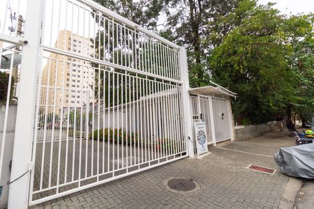Apartamento à venda com 44m², 2 quartos e 1 vaga Apartamento à venda com 44m², 2 quartos e 1 vagaFachada