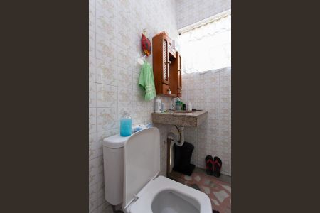 Casa à venda com 210m², 3 quartos e 3 vagas Casa à venda com 210m², 3 quartos e 3 vagasBanheiro da Suíte