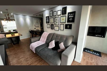 Sala de apartamento à venda com 2 quartos, 63m² em Vila Isa, São Paulo