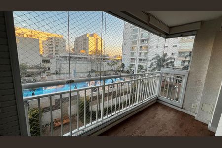 Apartamento à venda com 63m², 2 quartos e 1 vagaVaranda