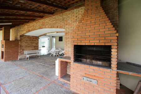 Apartamento à venda com 140m², 2 quartos e 2 vagas Apartamento à venda com 140m², 2 quartos e 2 vagasChurrasqueira