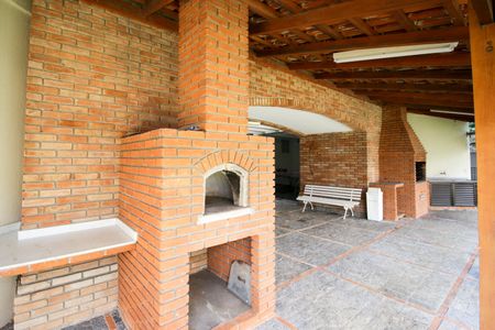 Apartamento à venda com 140m², 2 quartos e 2 vagas Apartamento à venda com 140m², 2 quartos e 2 vagasChurrasqueira