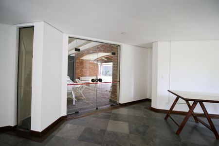 Apartamento à venda com 140m², 2 quartos e 2 vagas Apartamento à venda com 140m², 2 quartos e 2 vagasÁrea comum