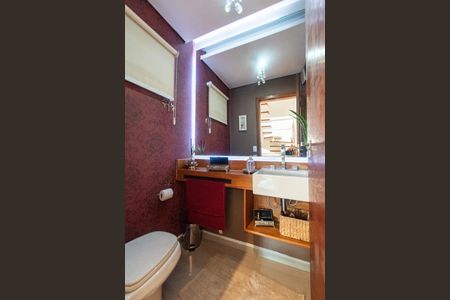 Casa à venda com 440m², 3 quartos e 3 vagas Casa à venda com 440m², 3 quartos e 3 vagasLavabo