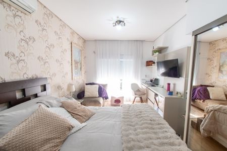 Casa à venda com 440m², 3 quartos e 3 vagas Casa à venda com 440m², 3 quartos e 3 vagasSuíte 3