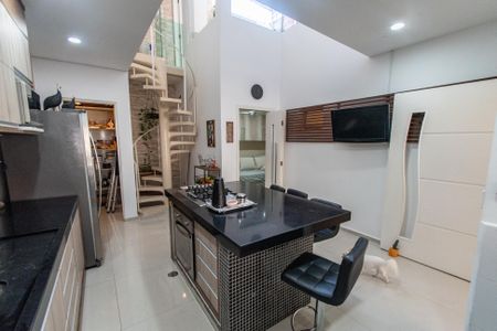 Casa à venda com 440m², 3 quartos e 3 vagas Casa à venda com 440m², 3 quartos e 3 vagasCozinha