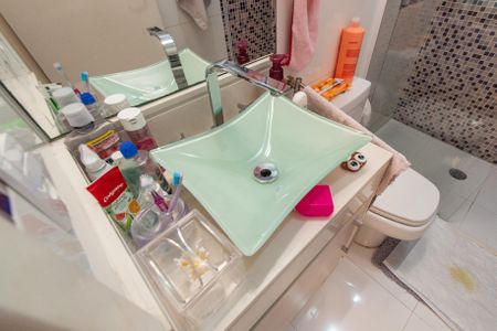 Casa à venda com 440m², 3 quartos e 3 vagas Casa à venda com 440m², 3 quartos e 3 vagasBanheiro da suíte 2