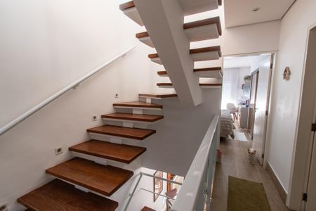 Casa à venda com 440m², 3 quartos e 3 vagas Casa à venda com 440m², 3 quartos e 3 vagasCorredor