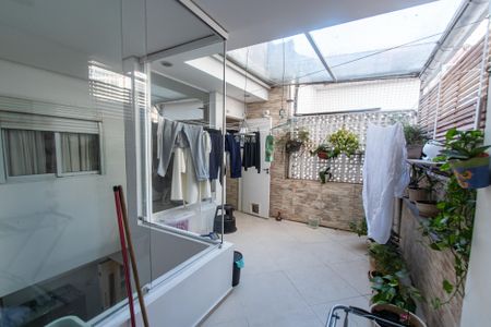 Casa à venda com 440m², 3 quartos e 3 vagas Casa à venda com 440m², 3 quartos e 3 vagasÁrea de serviço