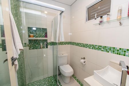 Casa à venda com 440m², 3 quartos e 3 vagas Casa à venda com 440m², 3 quartos e 3 vagasBanheiro da suíte 1