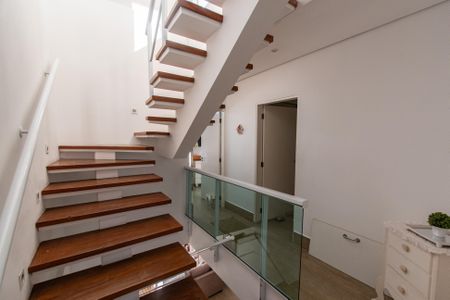 Casa à venda com 440m², 3 quartos e 3 vagas Casa à venda com 440m², 3 quartos e 3 vagasCorredor