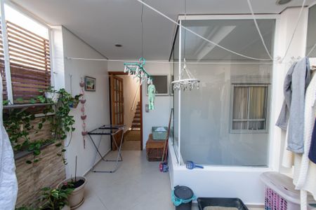 Casa à venda com 440m², 3 quartos e 3 vagas Casa à venda com 440m², 3 quartos e 3 vagasÁrea de serviço