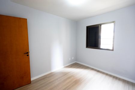 Apartamento à venda com 99m², 2 quartos e 1 vagaQuarto