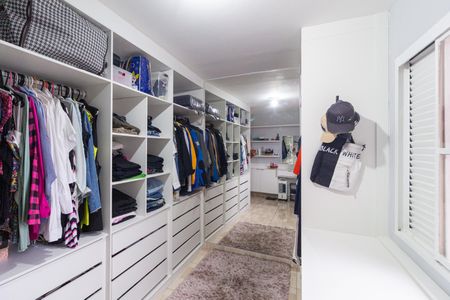 Casa à venda com 170m², 4 quartos e 2 vagas Casa à venda com 170m², 4 quartos e 2 vagasQuarto 2