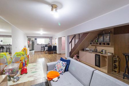 Casa à venda com 170m², 4 quartos e 2 vagas Casa à venda com 170m², 4 quartos e 2 vagasSala 1