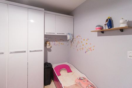 Casa à venda com 170m², 4 quartos e 2 vagas Casa à venda com 170m², 4 quartos e 2 vagasQuarto 4