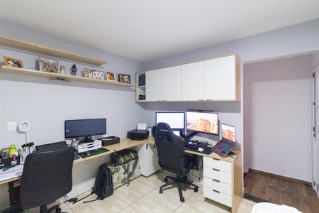 Casa à venda com 170m², 4 quartos e 2 vagas Casa à venda com 170m², 4 quartos e 2 vagasSala 2