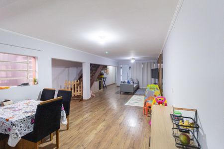 Sala 1 de casa à venda com 4 quartos, 170m² em Vila Pires, Osasco