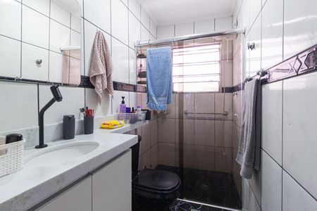 Casa à venda com 170m², 4 quartos e 2 vagas Casa à venda com 170m², 4 quartos e 2 vagasBanheiro