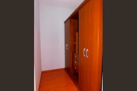 Casa de condomínio para alugar com 219m², 3 quartos e 6 vagasSuíte